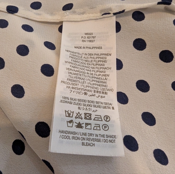 Boden Women's Button Up Shirt 100% Silk White Navy Blue Polka Dots Sheer Size 6 - Picture 4 of 8